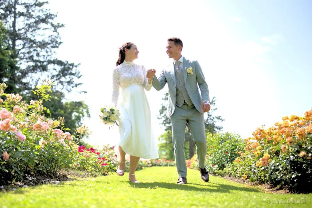 Brautpaar im Rosengarten Winterthur – Paarshooting Hochzeitsfotografie